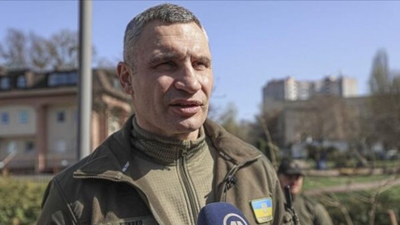 Kiev Belediye Başkanı Kliçko açıkladı: Kiev'de 2 ölü, 20 yaralı var
