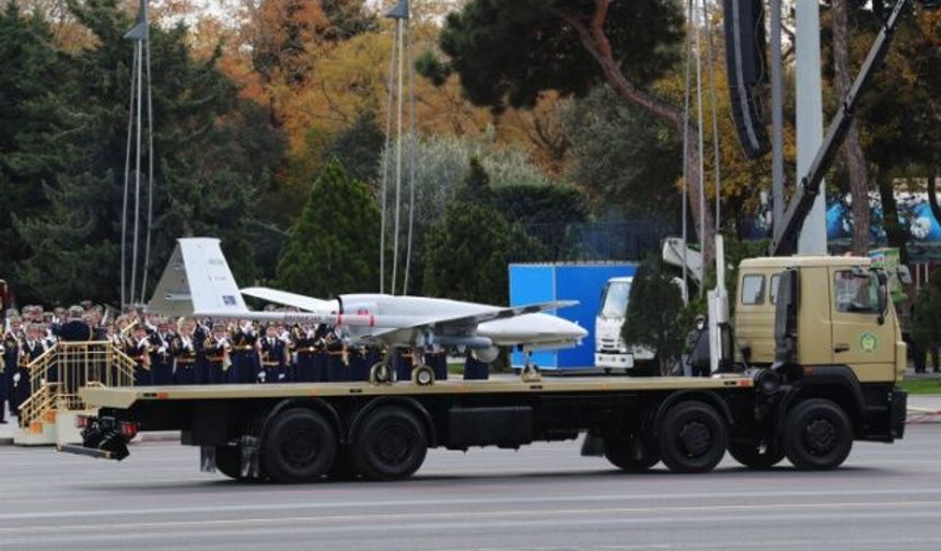 Azerbaycan'da Karabağ Zaferi için geçit töreni