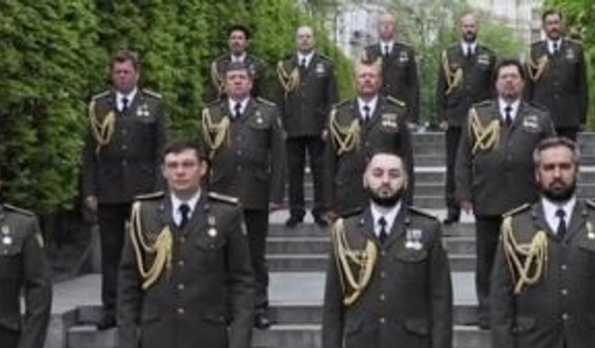 Ukrayna ordusundan Salavat-ı Şerife